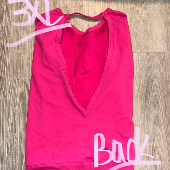 Pink workout sweater - Picture 2 of 2